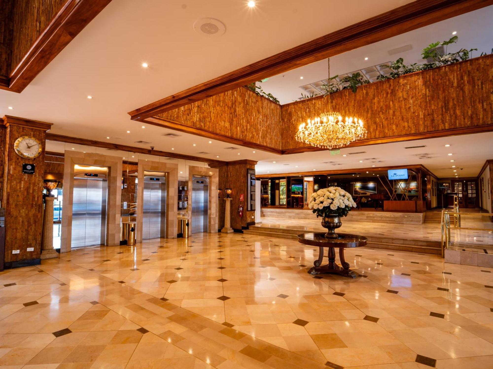Swissotel Кито Экстерьер фото